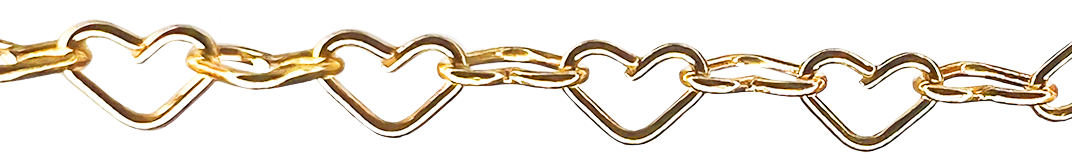 Gold Ella Chain Close Up Cropped