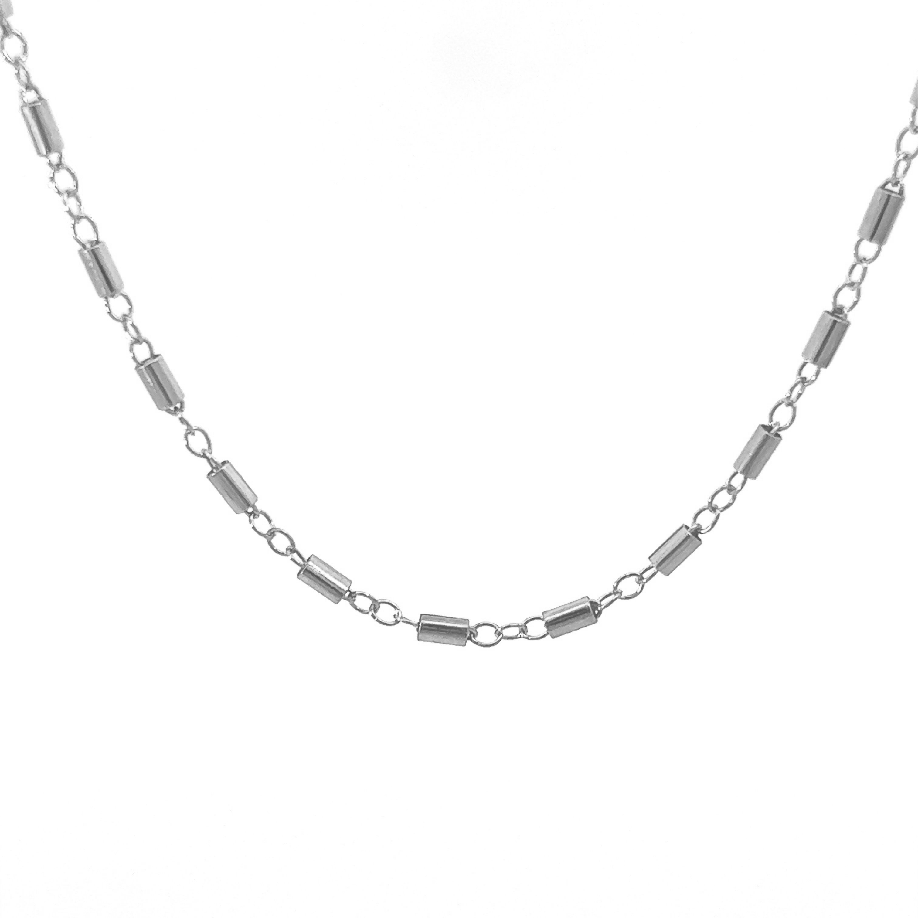 Silver Aria chain Close Up